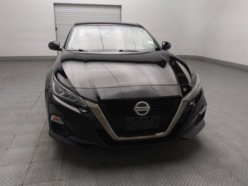 Used 2019 Nissan Altima 2.5 SR FWD image 14
