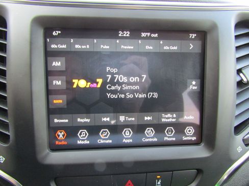 Used 2022 Jeep Cherokee Latitude Lux image 26