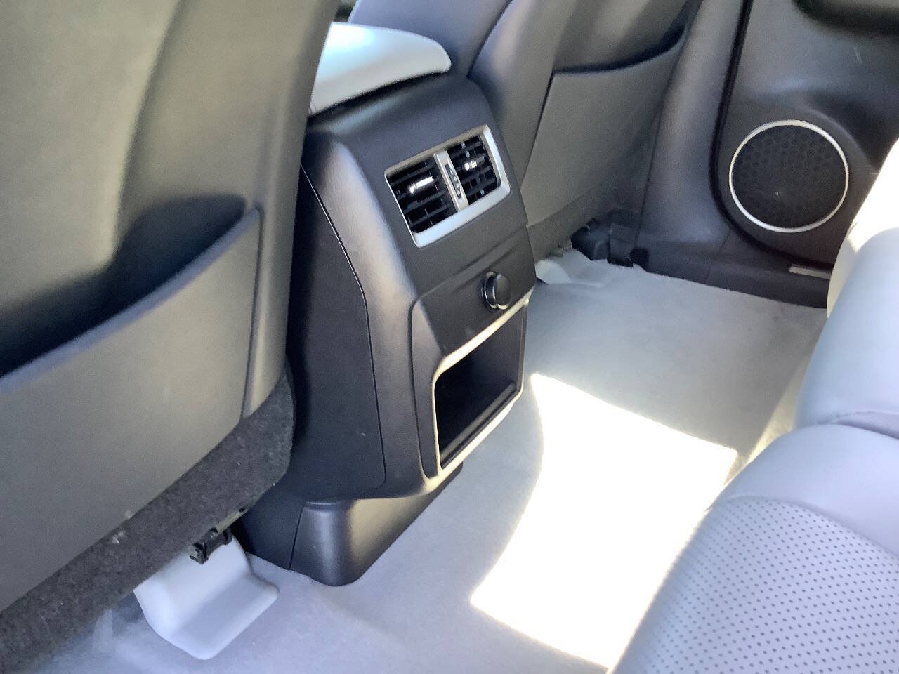 Used 2019 Lexus RX 350 AWD w/ Navigation Package image 38