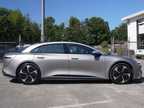 Used 2022 Lucid Air Grand Touring AWD/4WD image 18
