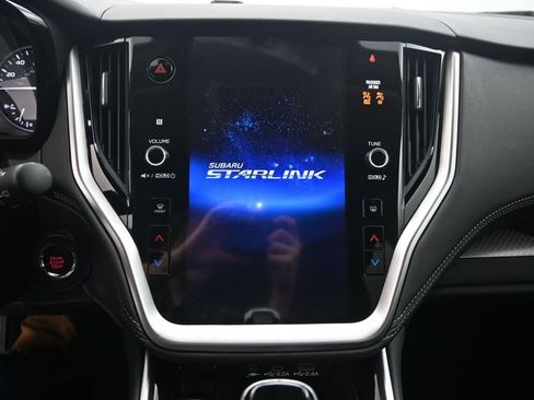 Used 2025 Subaru Outback Premium w/ Popular Package #1 image 9