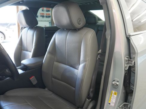 Used 2017 Chevrolet Impala LT w/ Leather Package FWD image 25