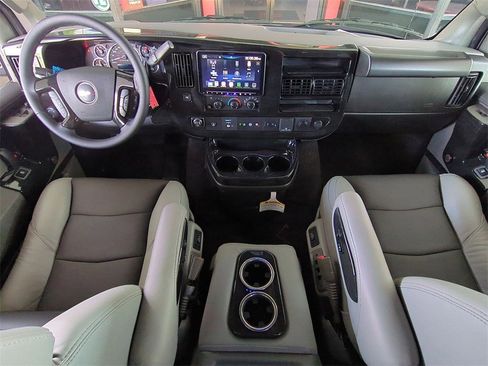 New 2025 GMC Savana 2500 Work Van 3D Extended Cargo Van w/ Driver Convenience Package image 21