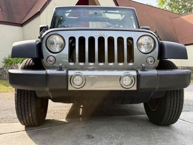 Used 2010 Jeep Wrangler Sport AWD/4WD image 21