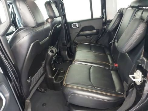 Used 2024 Jeep Wrangler Unlimited Sahara w/ Safety Group AWD/4WD image 7