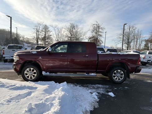 Used 2020 RAM 3500 Laramie image 9