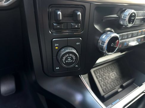 Used 2023 Ford F150 Raptor w/ Raptor 37 Performance Package AWD/4WD image 25