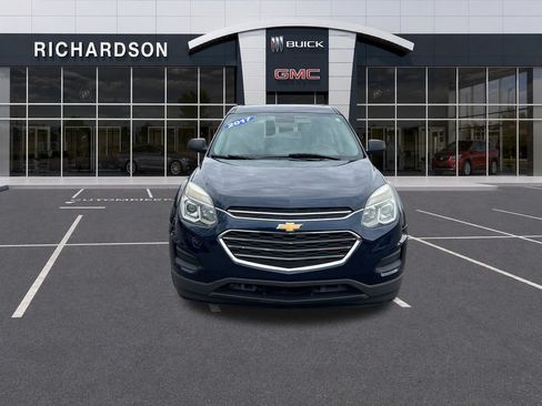 Used 2017 Chevrolet Equinox LS FWD image 10