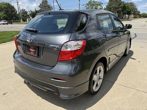 Used 2009 Toyota Matrix S FWD image 5
