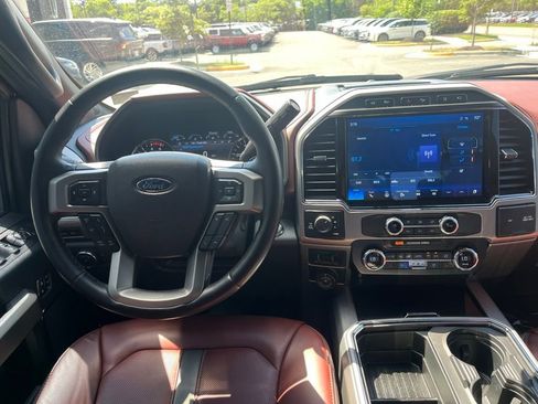 Used 2022 Ford F350 Platinum AWD/4WD image 16