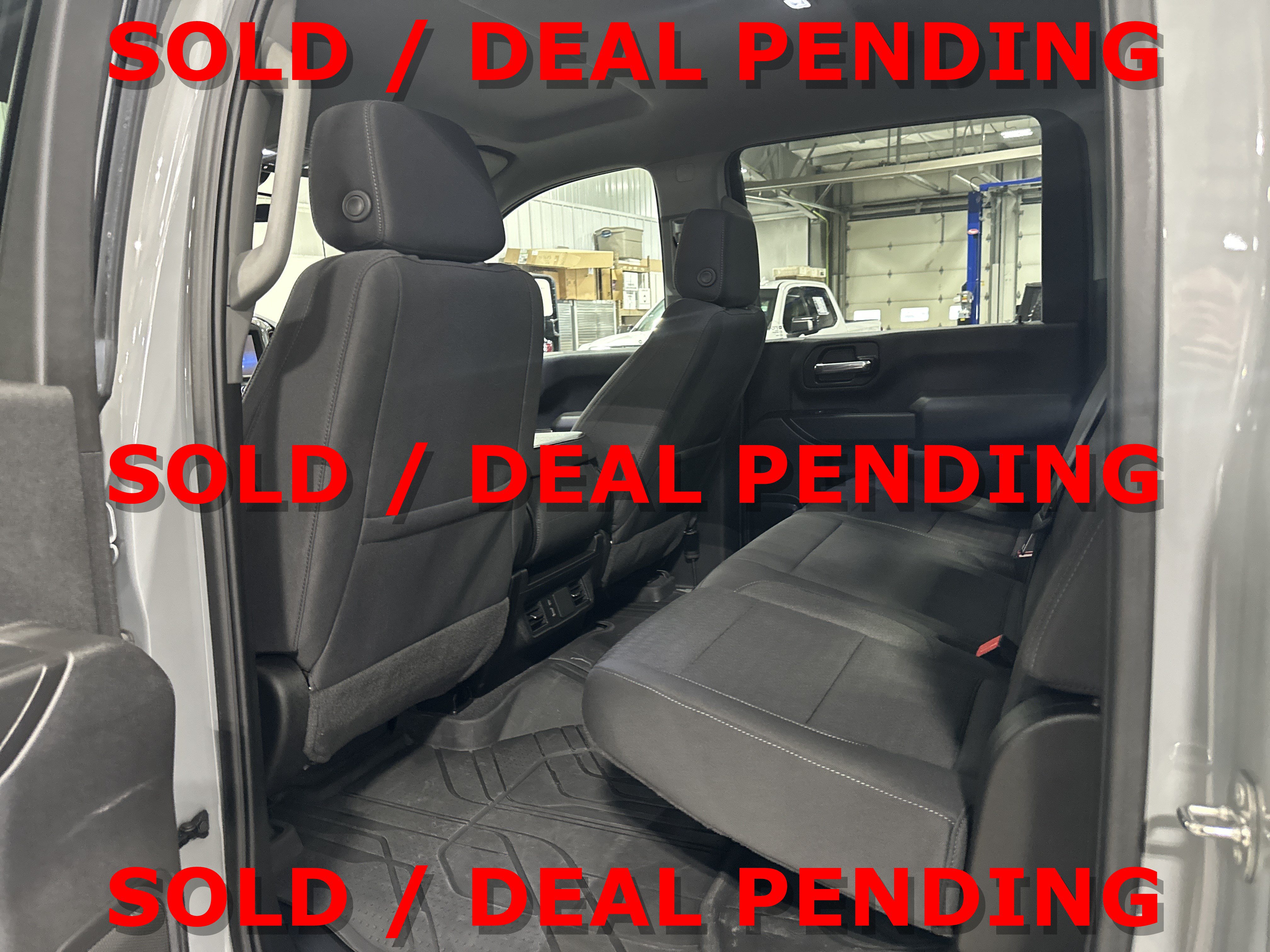 Used 2024 Chevrolet Silverado 2500 Custom w/ Custom Convenience Package AWD/4WD image 11