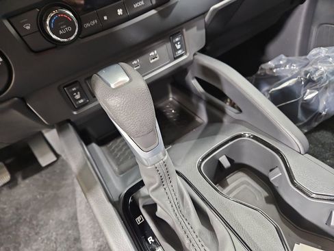 New 2026 Nissan Frontier SV image 23