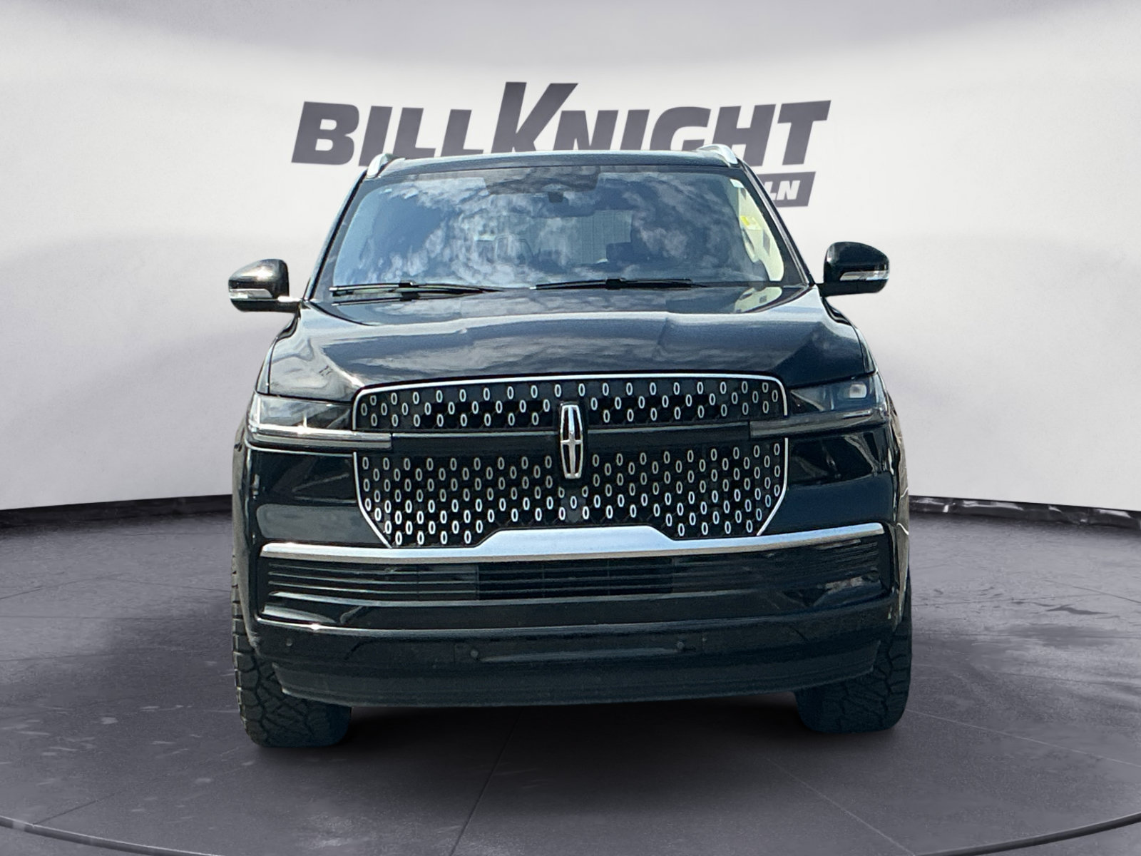 Certified 2025 Lincoln Navigator Reserve AWD/4WD image 8