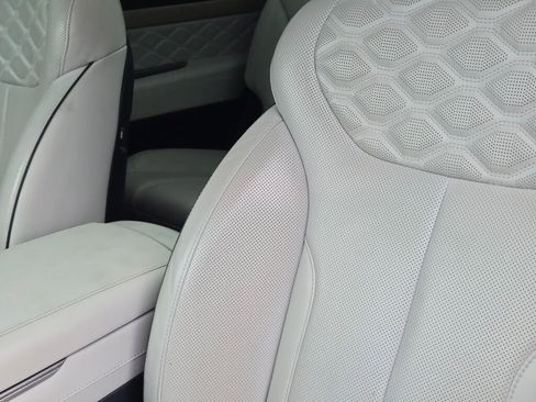 Used 2022 Hyundai Palisade Calligraphy image 22