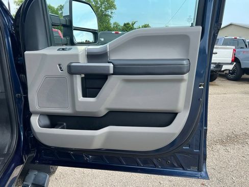 Used 2019 Ford F250 XLT w/ XLT Premium Package AWD/4WD image 20