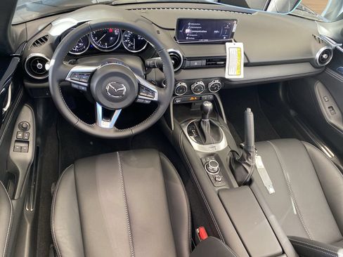 Used 2025 MAZDA MX-5 Miata RF Grand Touring w/ Weather Package RWD image 26