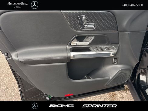 Certified 2025 Mercedes-Benz GLB 250 image 11