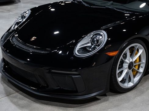 Used 2018 Porsche 911 GT3 RWD image 11
