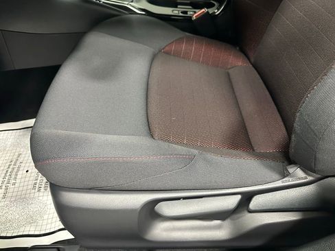 Used 2025 Toyota Corolla SE image 13