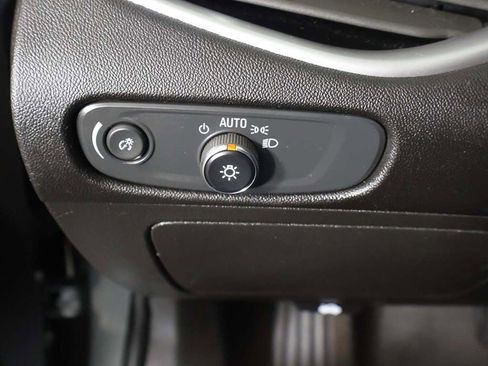 Used 2023 Chevrolet Malibu LT FWD image 33