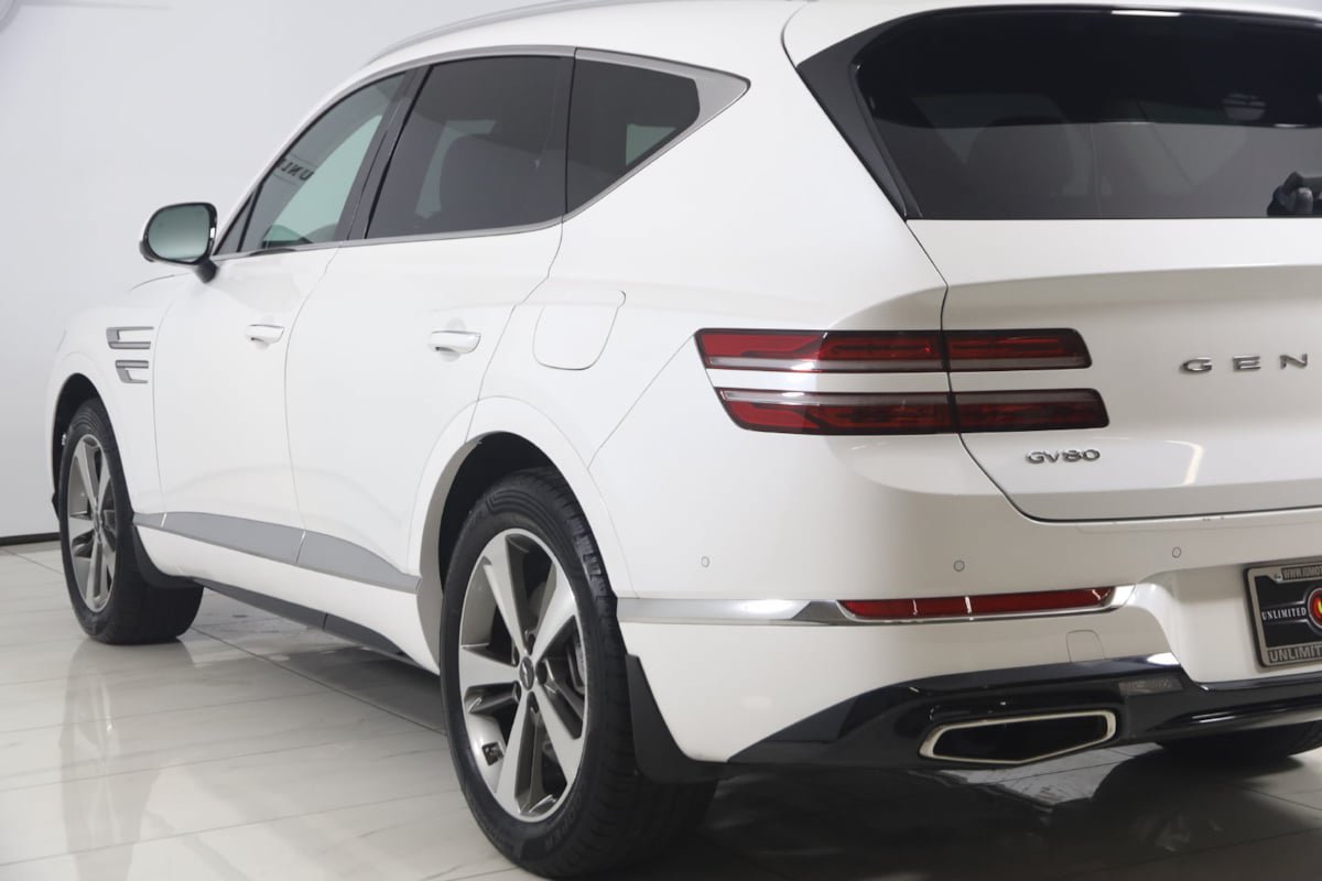 Used 2023 Genesis GV80 2.5T w/ Advanced Package AWD/4WD image 23