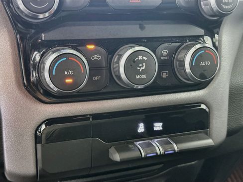 Used 2022 RAM 1500 Big Horn RWD image 23