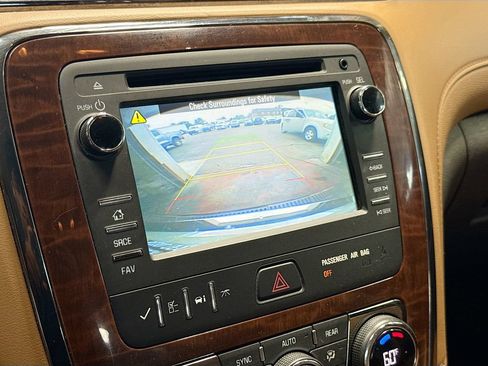 Used 2015 Buick Enclave Leather AWD/4WD image 13