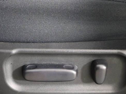 Used 2021 Toyota Tacoma TRD Off-Road image 23