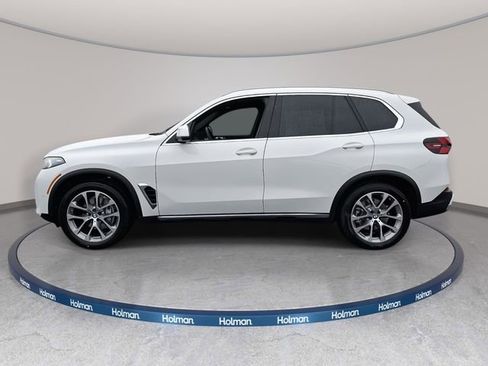 New 2026 BMW X5 xDrive40i w/ Premium Package image 7