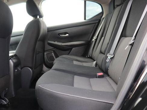 Used 2020 Nissan Sentra SV FWD image 12