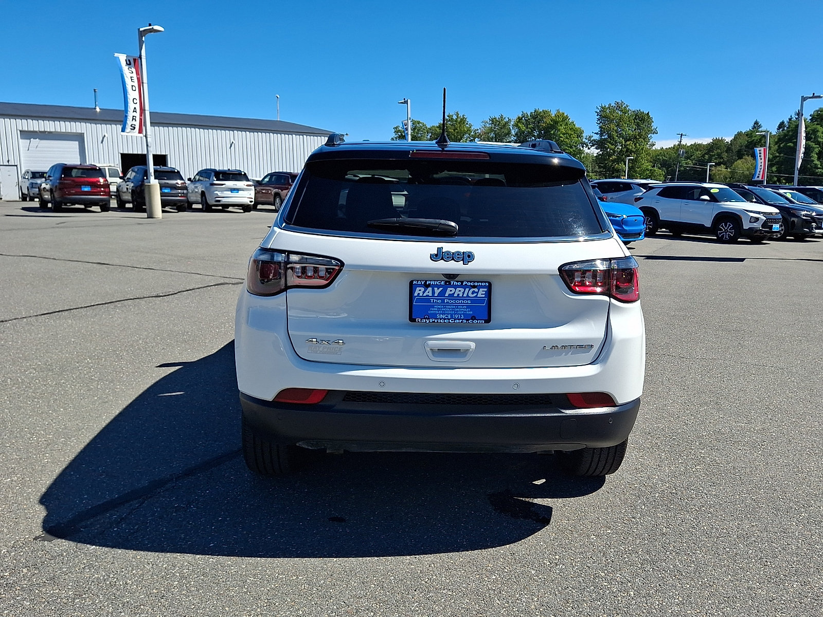 Used 2025 Jeep Compass Limited AWD/4WD image 5