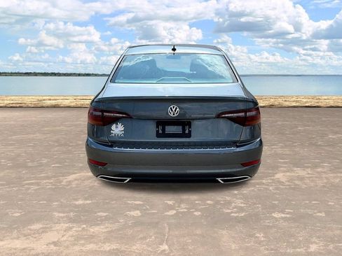 Used 2019 Volkswagen Jetta R-Line w/ R-Line Cold Weather Package FWD image 12