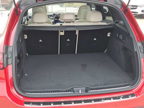 New 2026 Mercedes-Benz GLC 300 4MATIC image 12