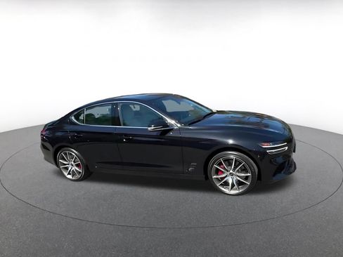 Used 2025 Genesis G70 2.5T AWD/4WD image 2