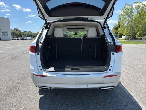 Used 2023 Buick Enclave Premium w/ Experience Buick Package AWD/4WD image 7