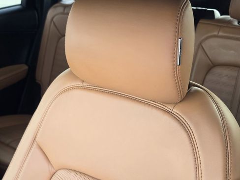 Used 2022 Lincoln Nautilus Black Label w/ Class II Trailer Tow Package image 16