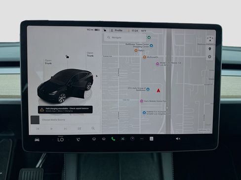 Used 2023 Tesla Model Y Long Range AWD/4WD image 9