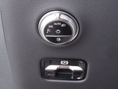 New 2026 Mercedes-Benz GLC 300 4MATIC image 34