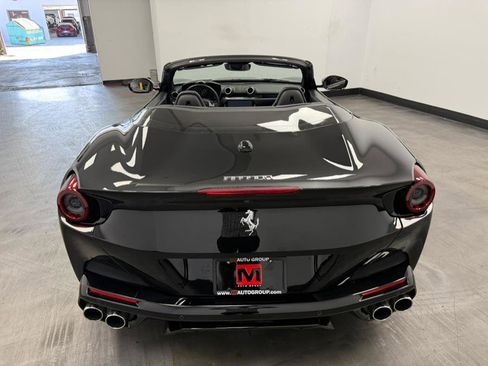 Used 2019 Ferrari Portofino RWD image 13
