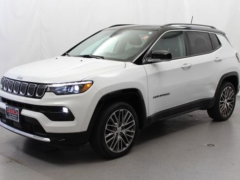 Used 2022 Jeep Compass Limited w/ Elite Group AWD/4WD image 14