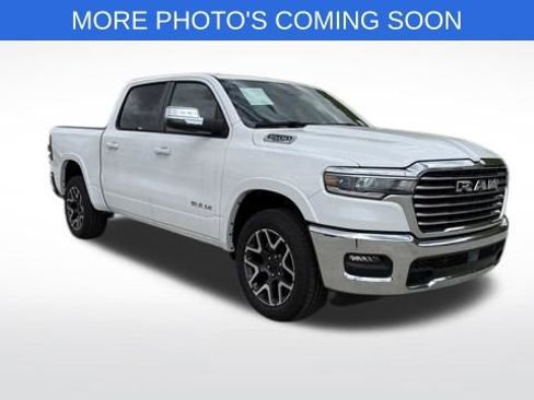 Used 2025 RAM 1500 Laramie AWD/4WD image 2