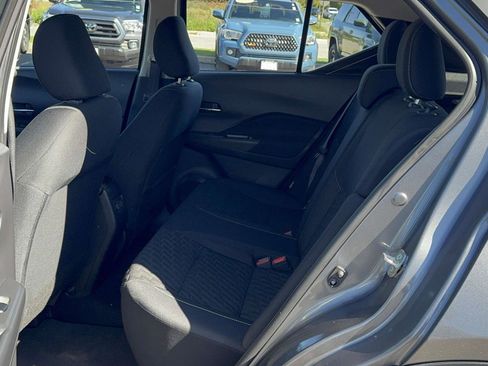 Used 2023 Nissan Kicks SV image 13
