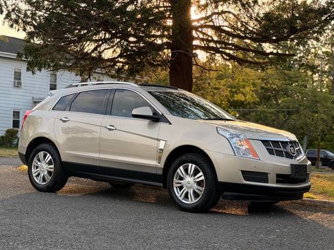 Used 2010 Cadillac SRX Luxury AWD/4WD image 6