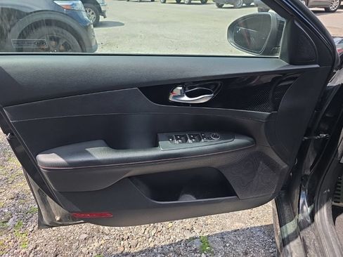 Used 2021 Kia Forte GT FWD image 13