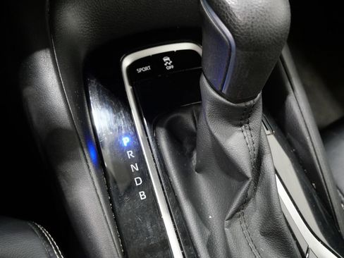 Used 2022 Toyota Corolla XLE FWD image 21