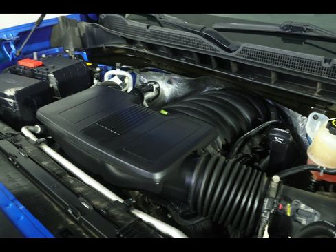 Used 2022 Chevrolet Silverado 1500 Custom Trail Boss AWD/4WD image 19