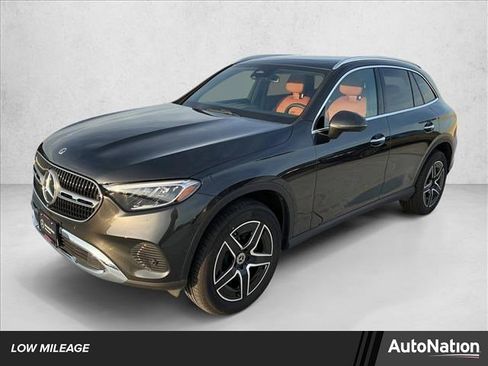 Certified 2026 Mercedes-Benz GLC 300 4MATIC image 1