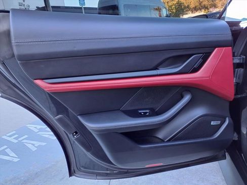 Used 2020 Porsche Taycan 4S image 17