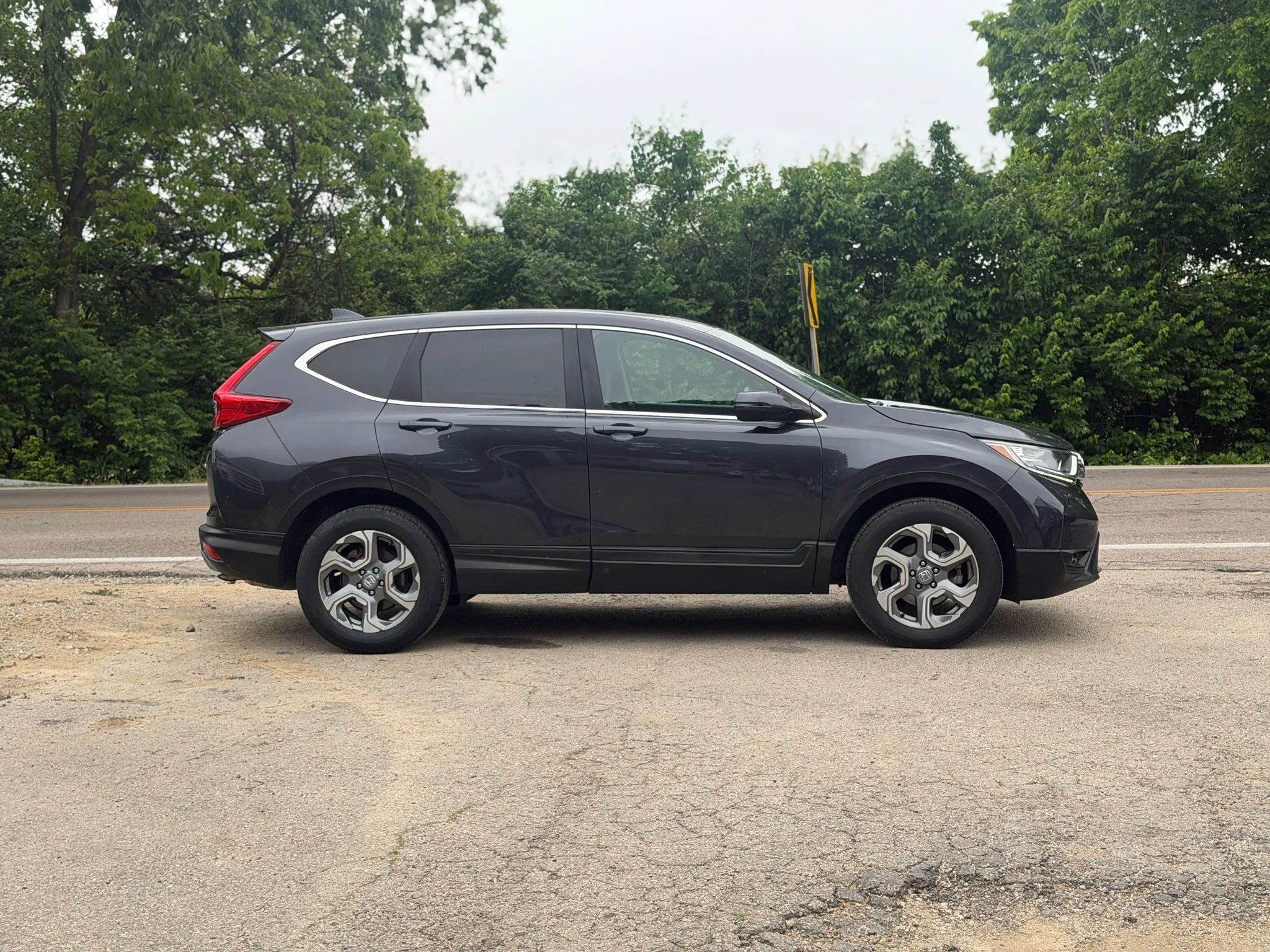 Used 2017 Honda CR-V EX-L image 5