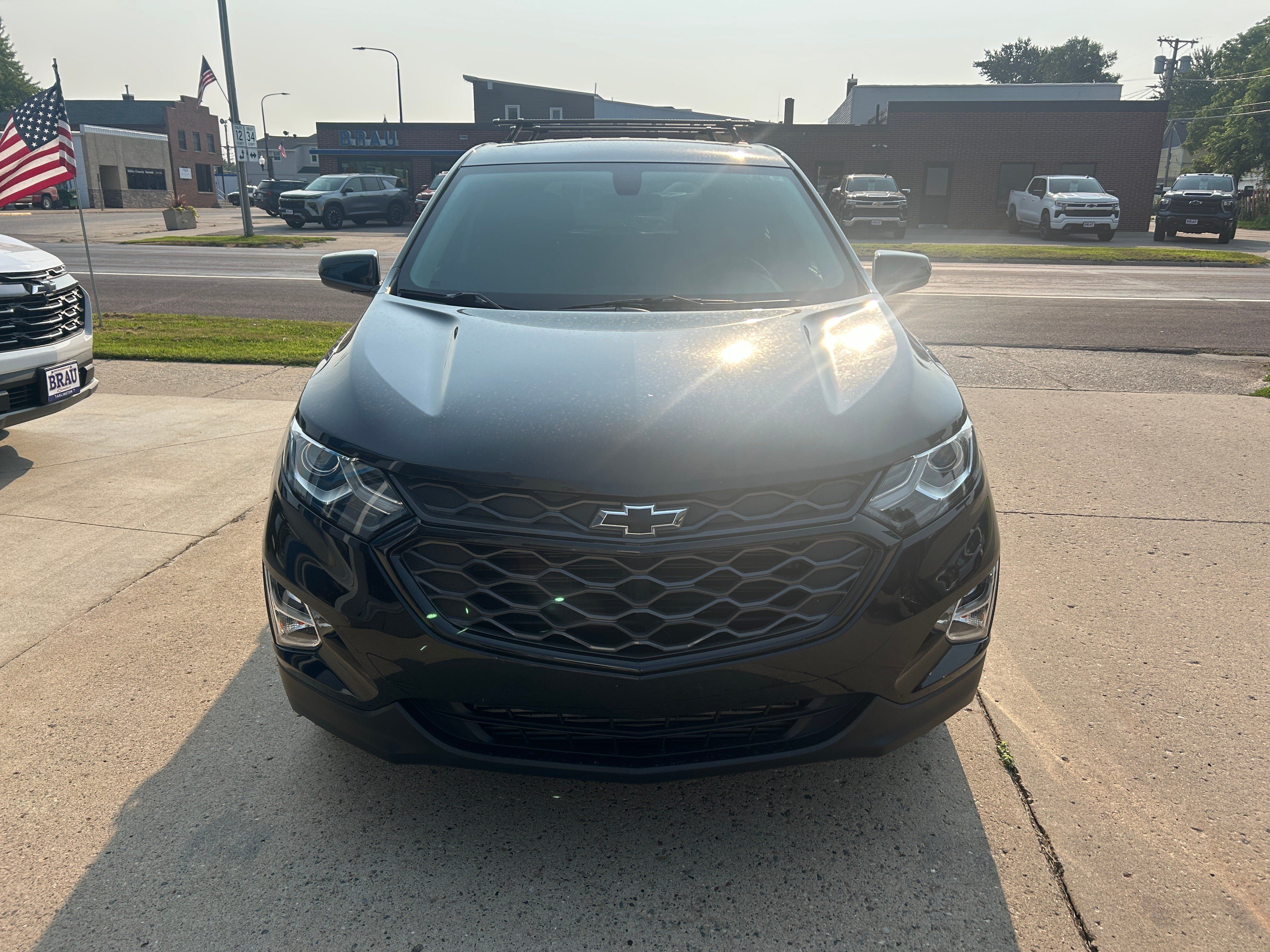 Used 2019 Chevrolet Equinox LT FWD image 3